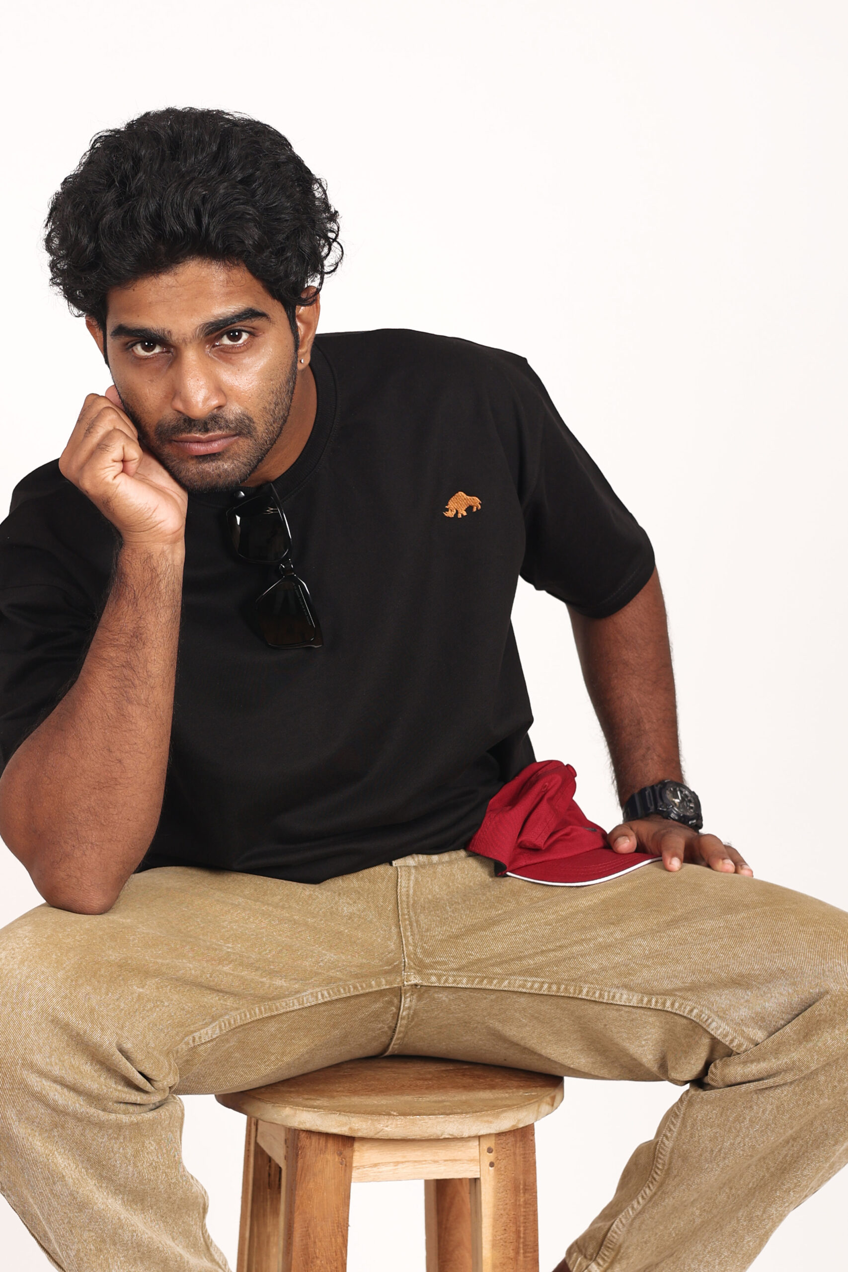 Onyx-Plain-oversized-tshirt